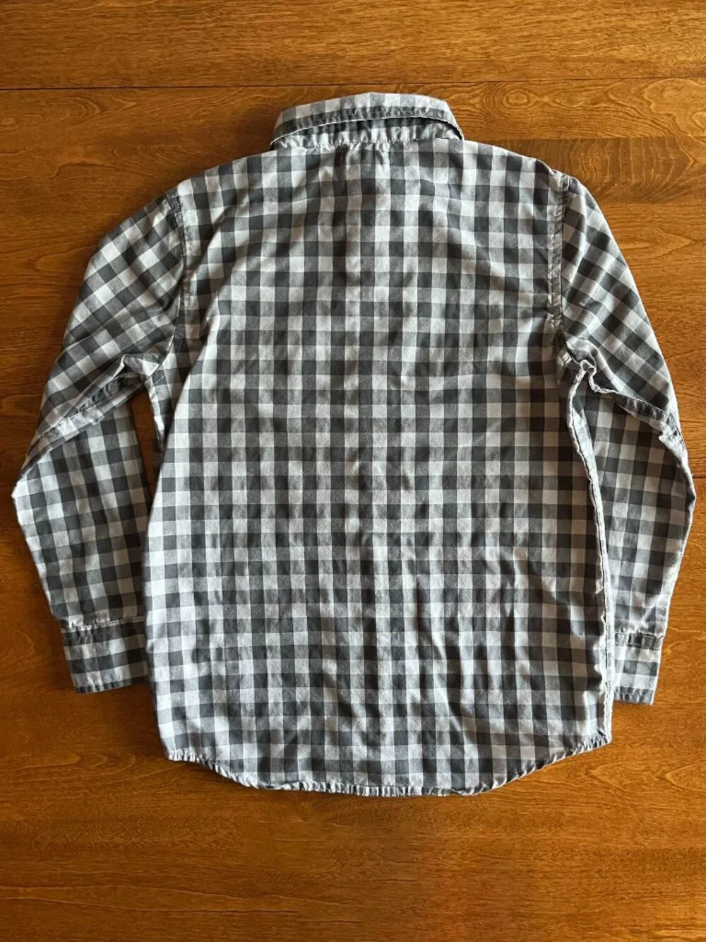 Old Navy gray check button-down shirt S 6-7